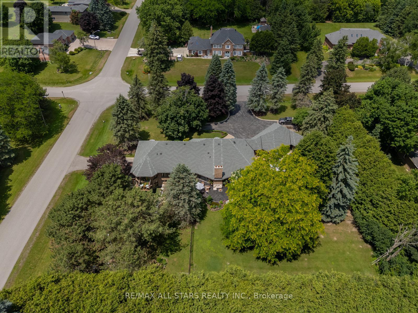 3 Marilyn Avenue, Whitchurch-Stouffville, Ontario  L4A 2C8 - Photo 34 - N12264302