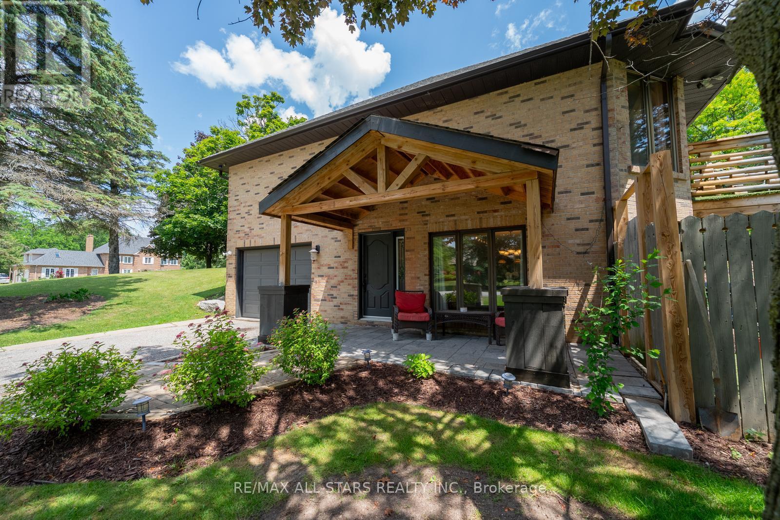3 Marilyn Avenue, Whitchurch-Stouffville, Ontario  L4A 2C8 - Photo 35 - N12264302