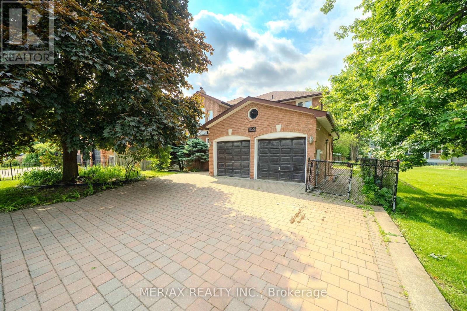 Property at 659 SIXTEENTH AVENUE image 2