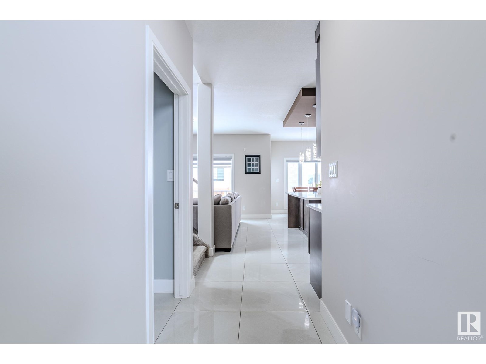 Property at 1492 25 Street NW image 1