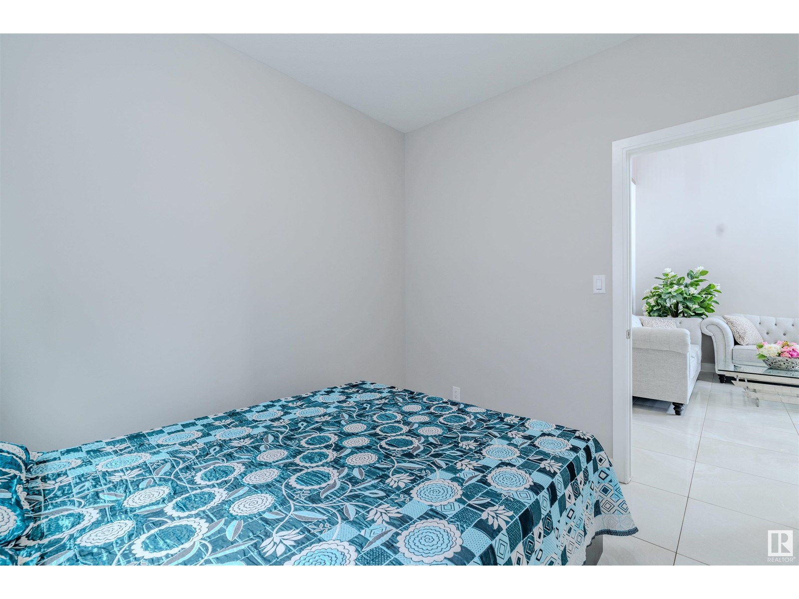 Property at 1492 25 Street NW image 5