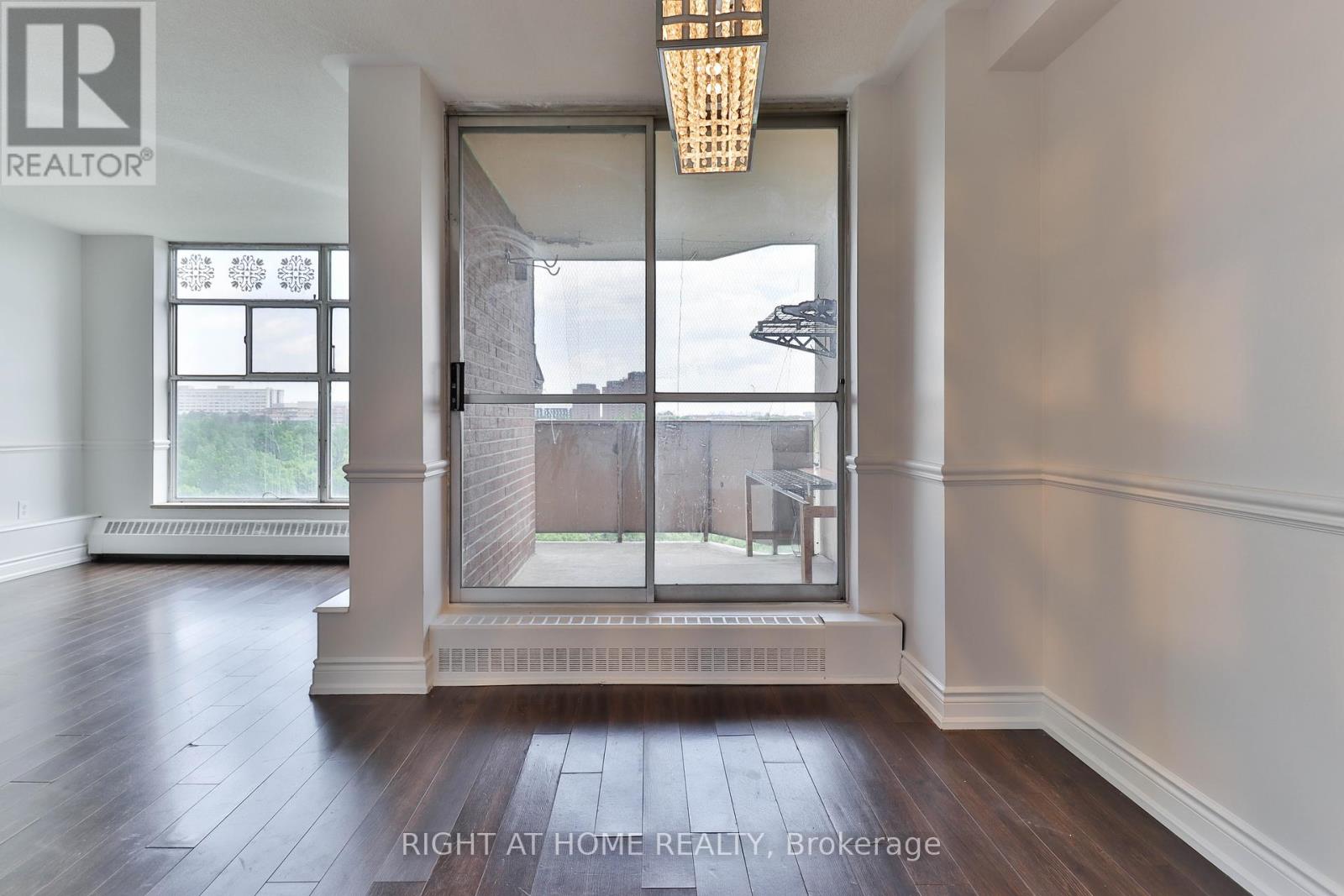 909 - 335 Driftwood Avenue, Toronto (Black Creek), Ontario  M3N 2P3 - Photo 10 - W12264366