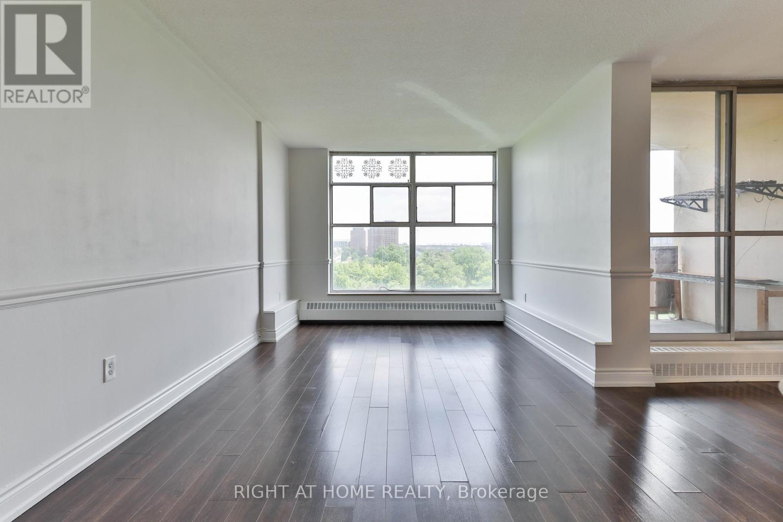 909 - 335 Driftwood Avenue, Toronto (Black Creek), Ontario  M3N 2P3 - Photo 12 - W12264366