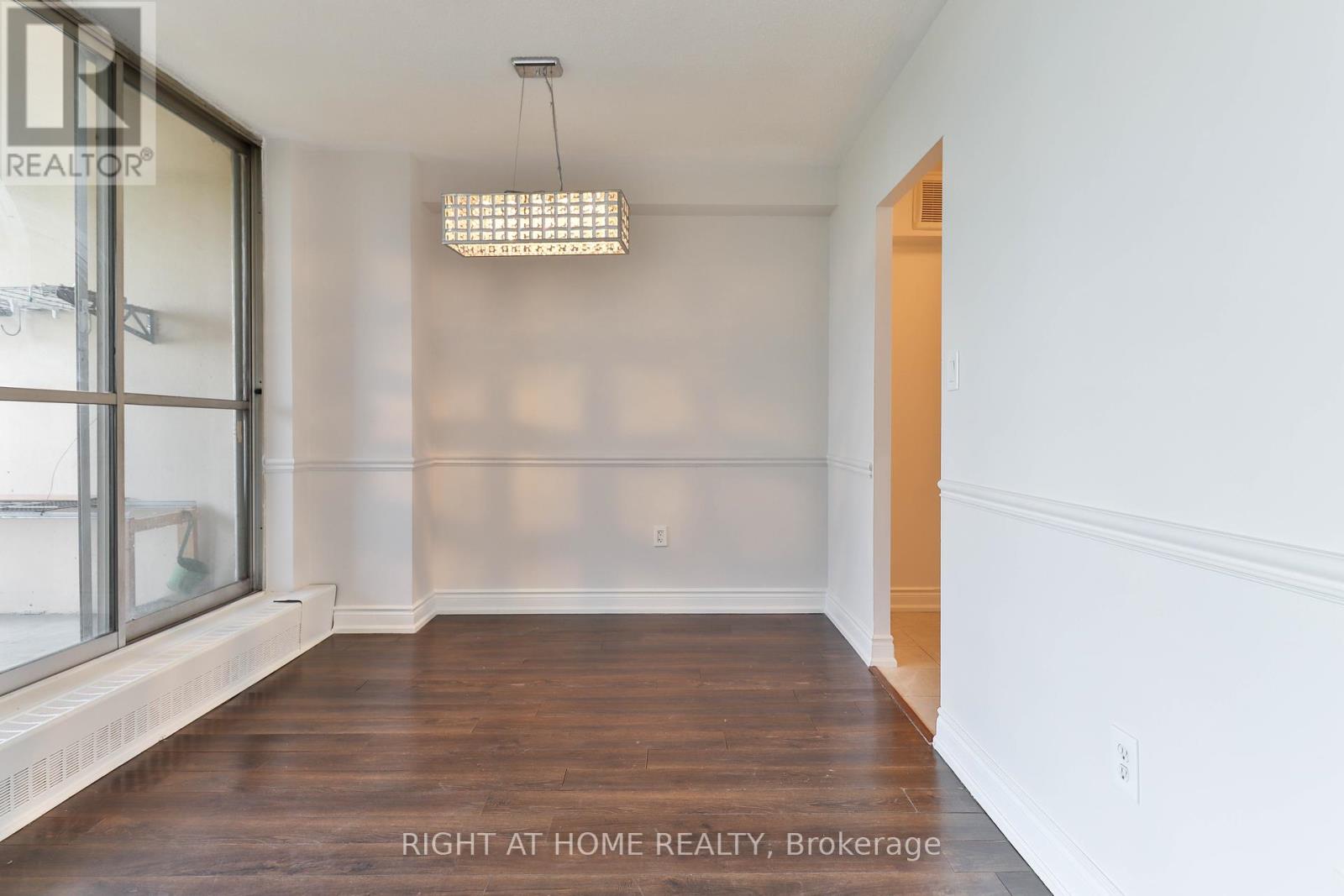 909 - 335 Driftwood Avenue, Toronto (Black Creek), Ontario  M3N 2P3 - Photo 16 - W12264366