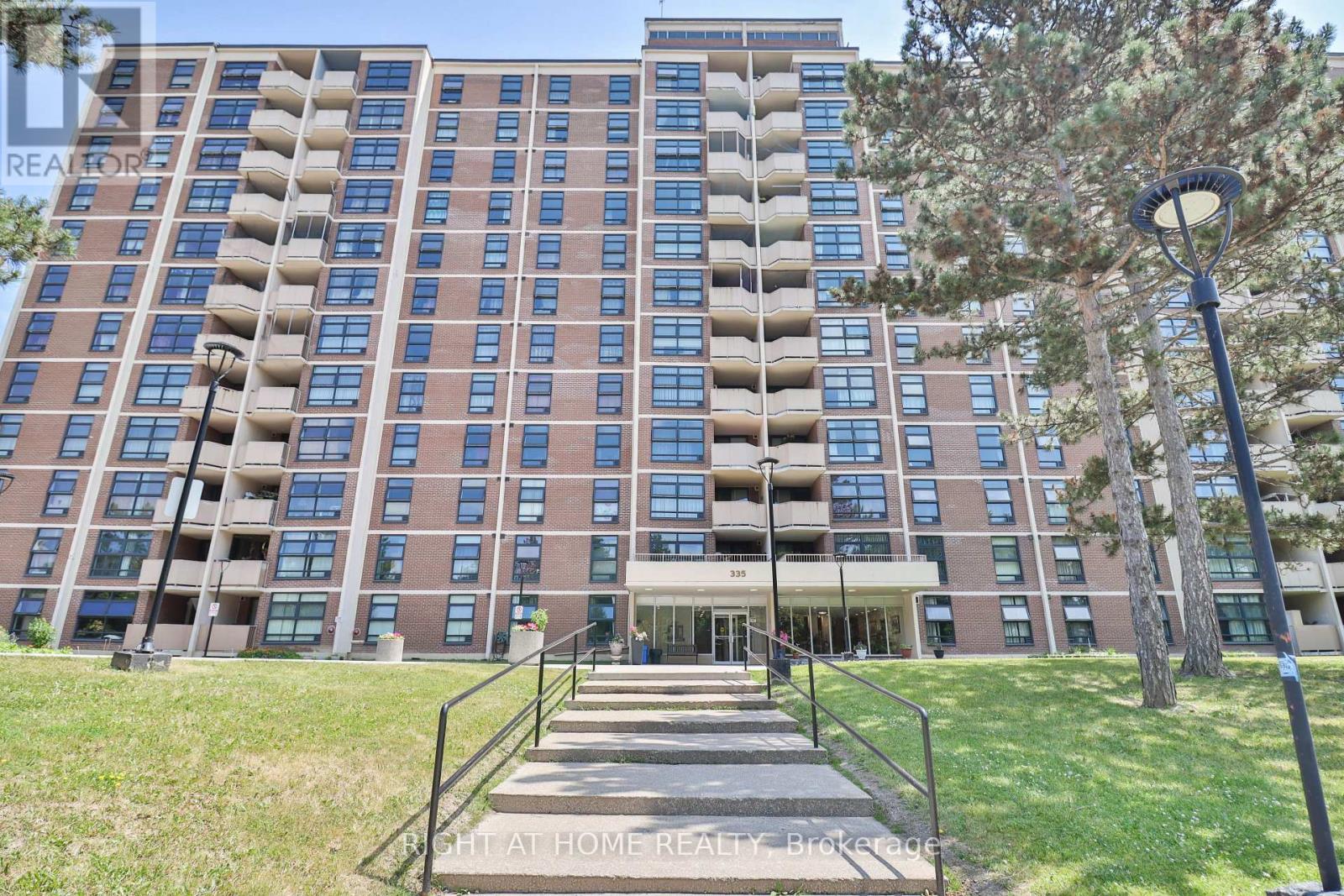 909 - 335 Driftwood Avenue, Toronto (Black Creek), Ontario  M3N 2P3 - Photo 2 - W12264366