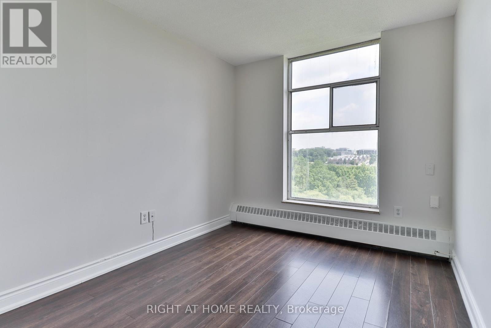 909 - 335 Driftwood Avenue, Toronto (Black Creek), Ontario  M3N 2P3 - Photo 20 - W12264366
