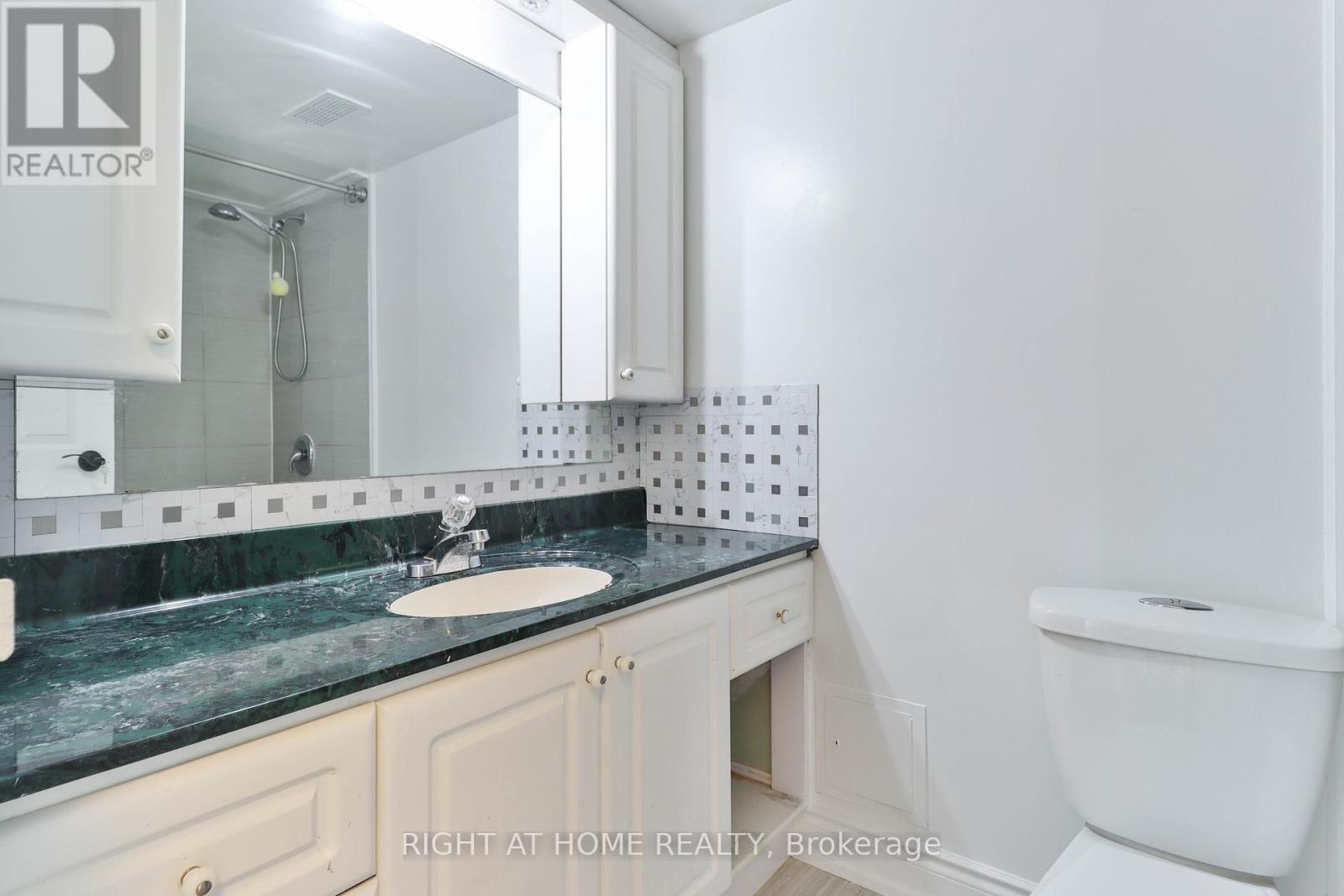 909 - 335 Driftwood Avenue, Toronto (Black Creek), Ontario  M3N 2P3 - Photo 34 - W12264366