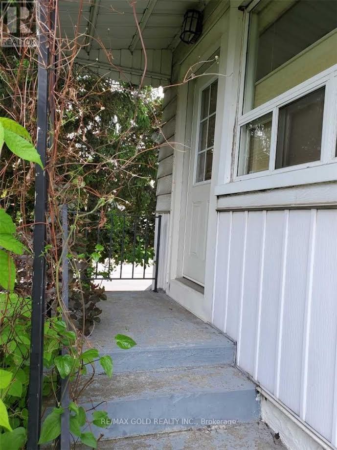 Property at 314 WEST 2ND STREET W image 3