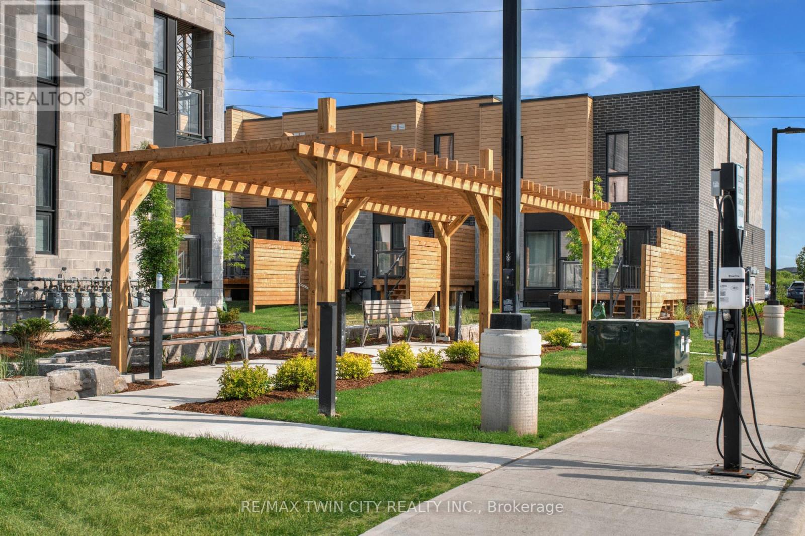 Property at 86 - 261 WOODBINE AVENUE image 3