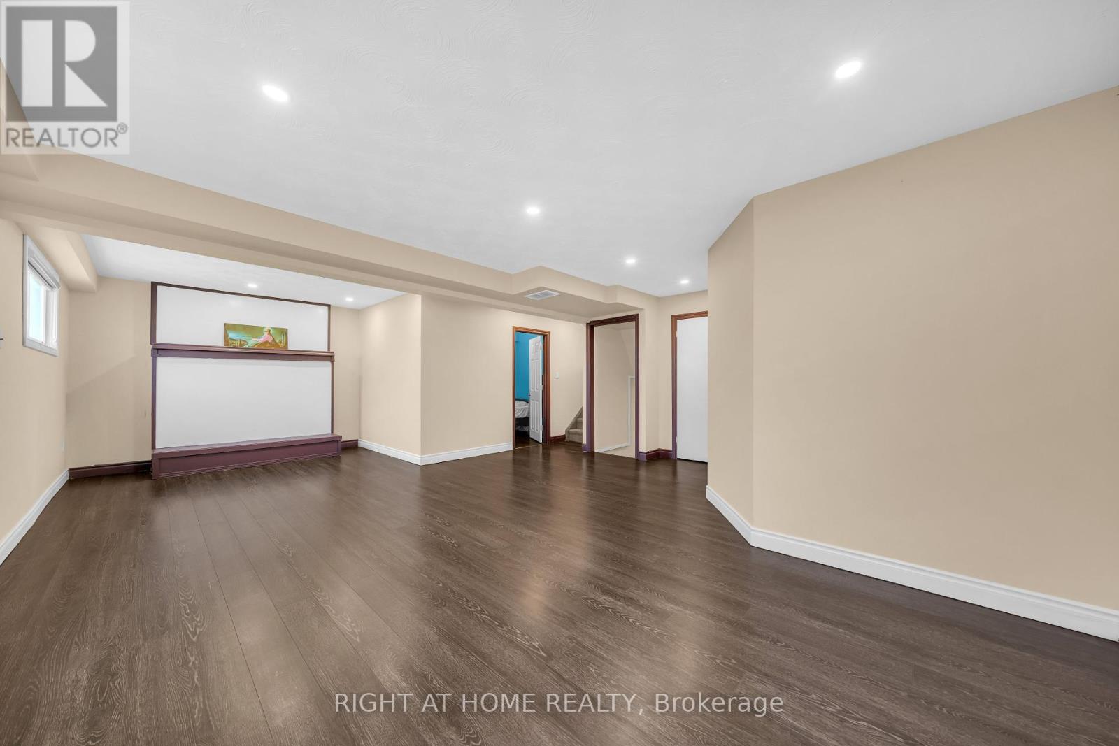 7651 Swan Street, Niagara Falls, Ontario  L2H 2R1 - Photo 16 - X12264417