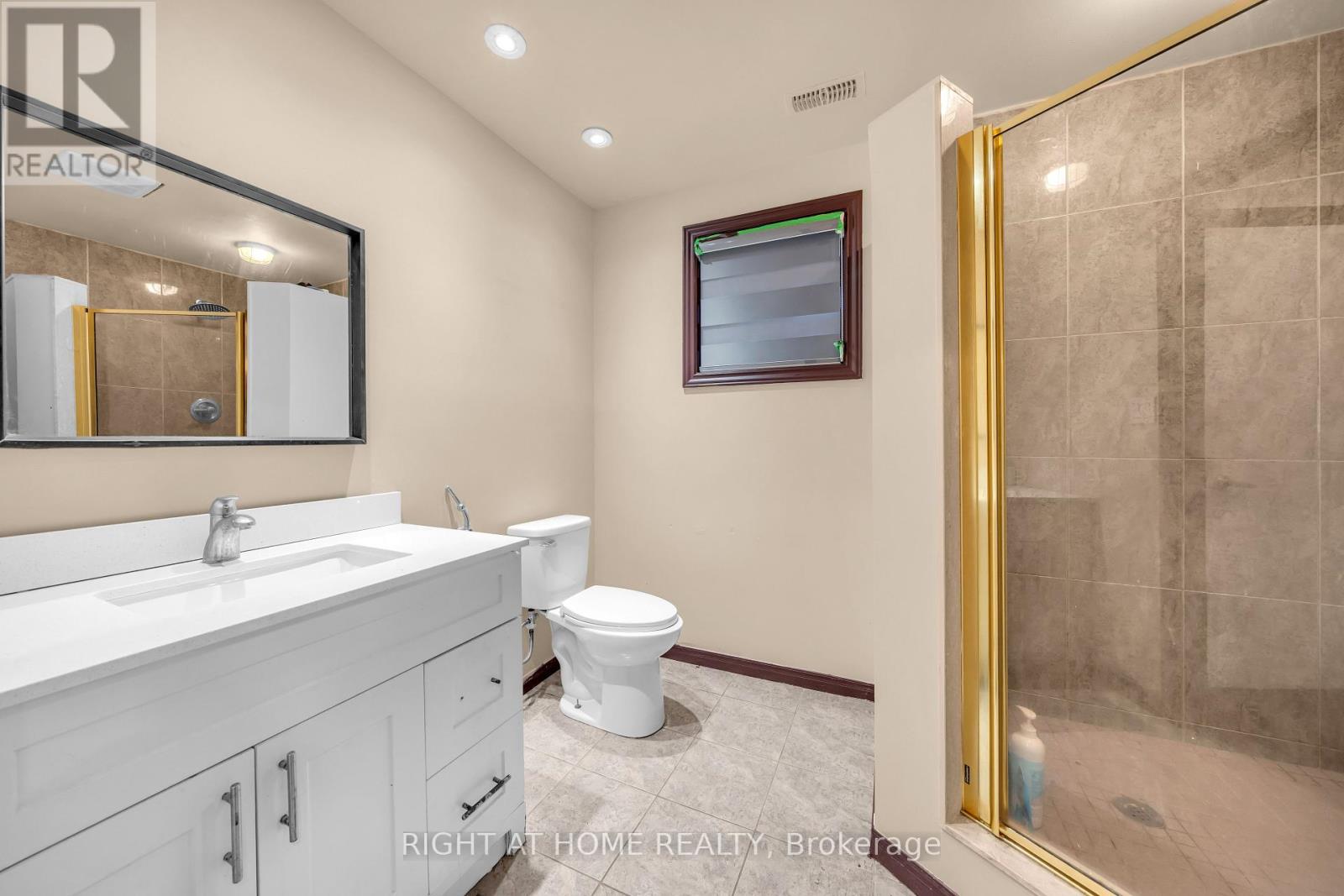 7651 Swan Street, Niagara Falls, Ontario  L2H 2R1 - Photo 17 - X12264417
