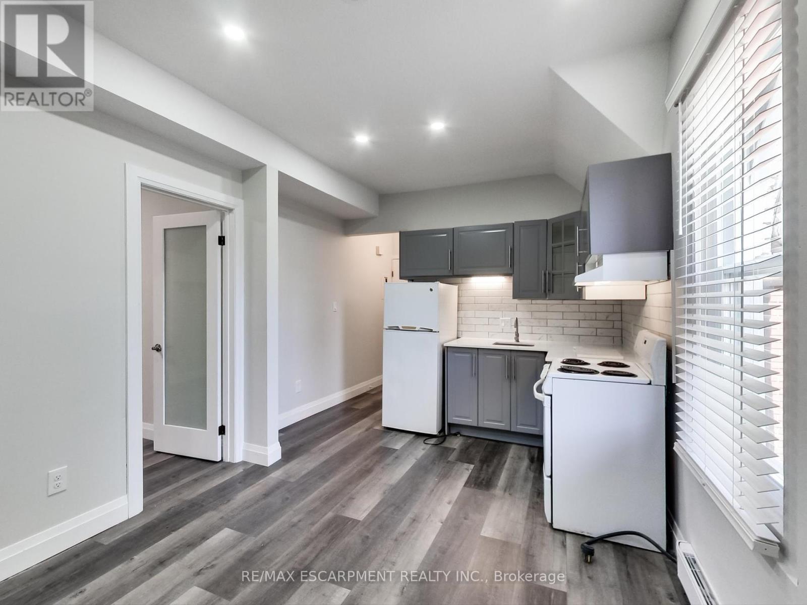 51 Augusta Street, Hamilton (Corktown), Ontario  L8N 1P8 - Photo 33 - X12264451