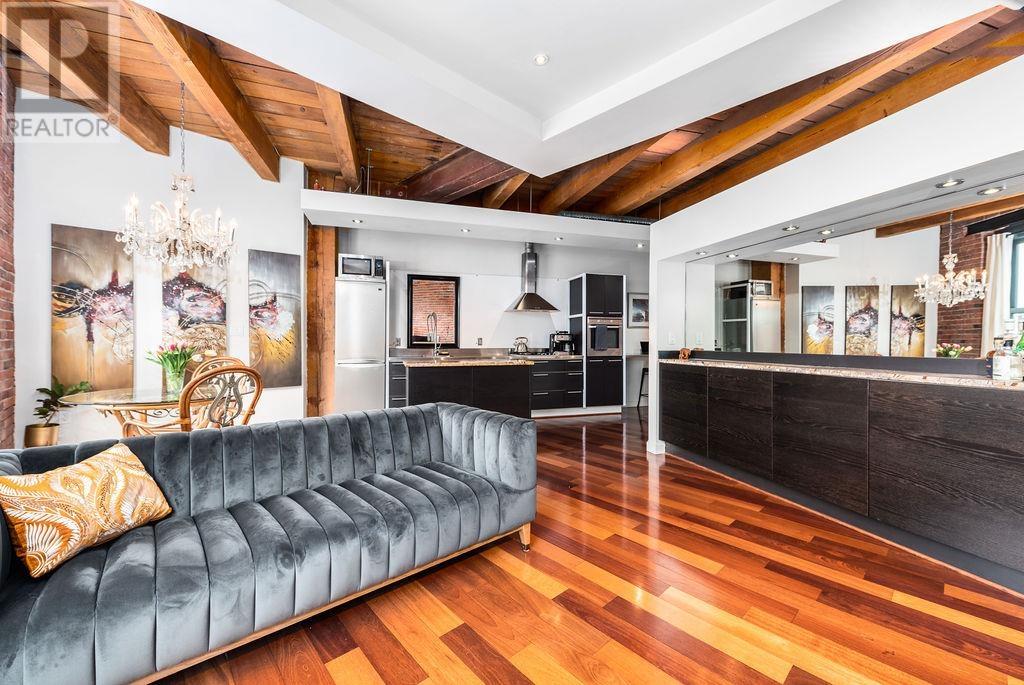 302 55 E CORDOVA STREET, vancouver, British Columbia V6A0A5