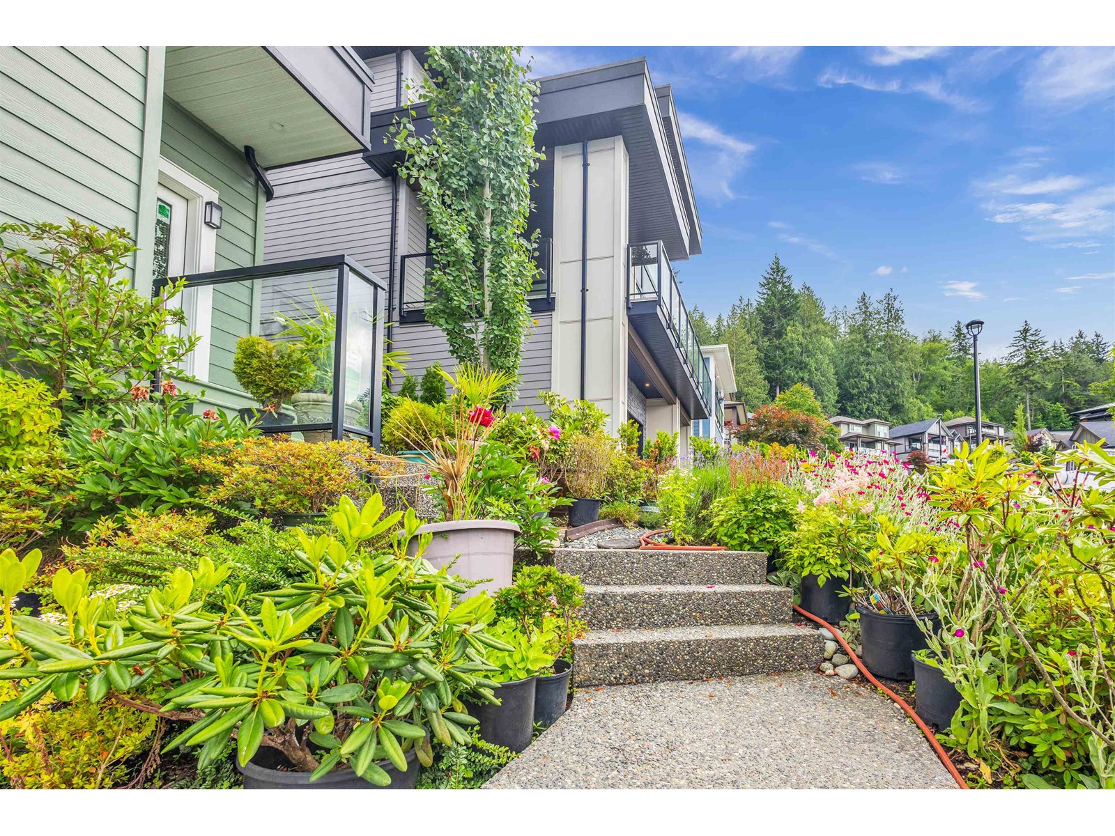 Property at 5510 MACLACHLAN PLACE image 4