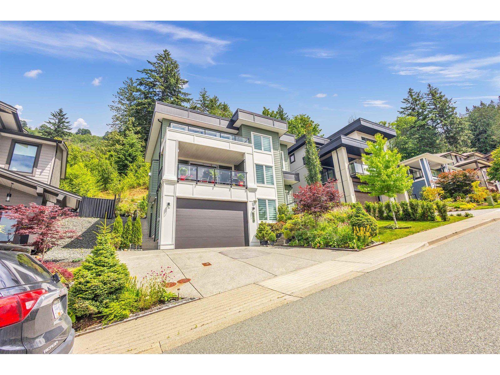 Property at 5510 MACLACHLAN PLACE image 2