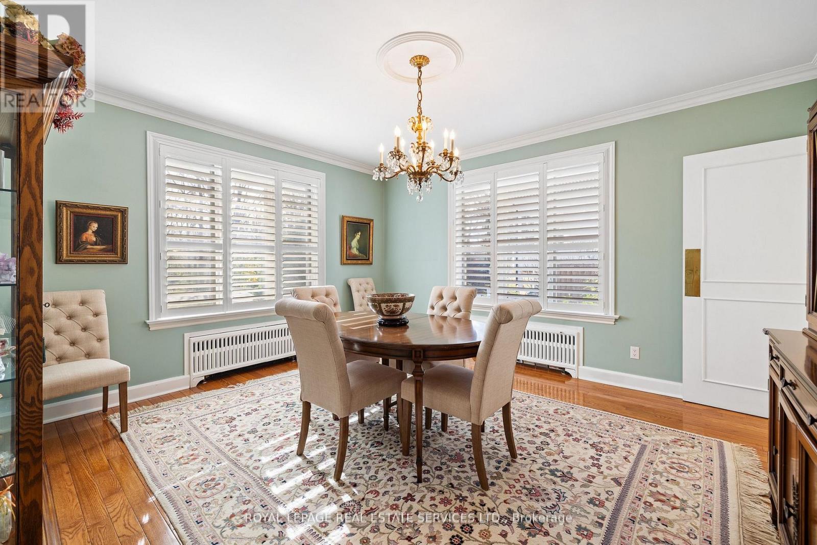 70 Leggett Avenue, Toronto, Ontario  M9P 1X4 - Photo 11 - W12264565