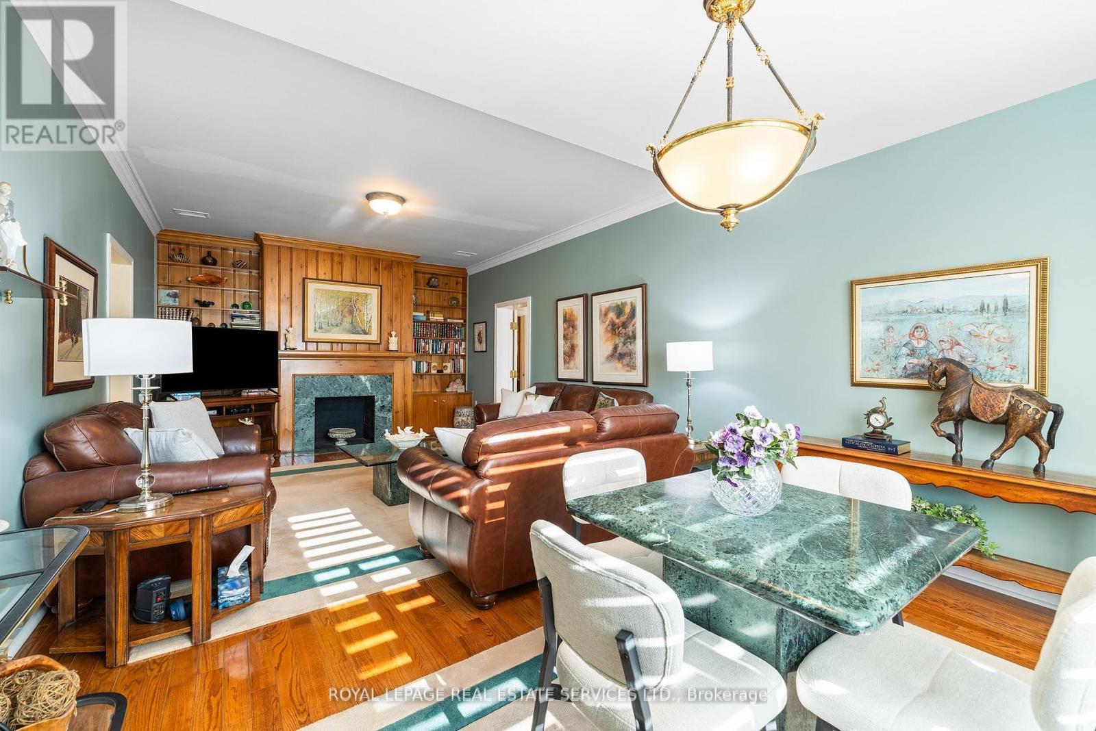 70 Leggett Avenue, Toronto, Ontario  M9P 1X4 - Photo 13 - W12264565