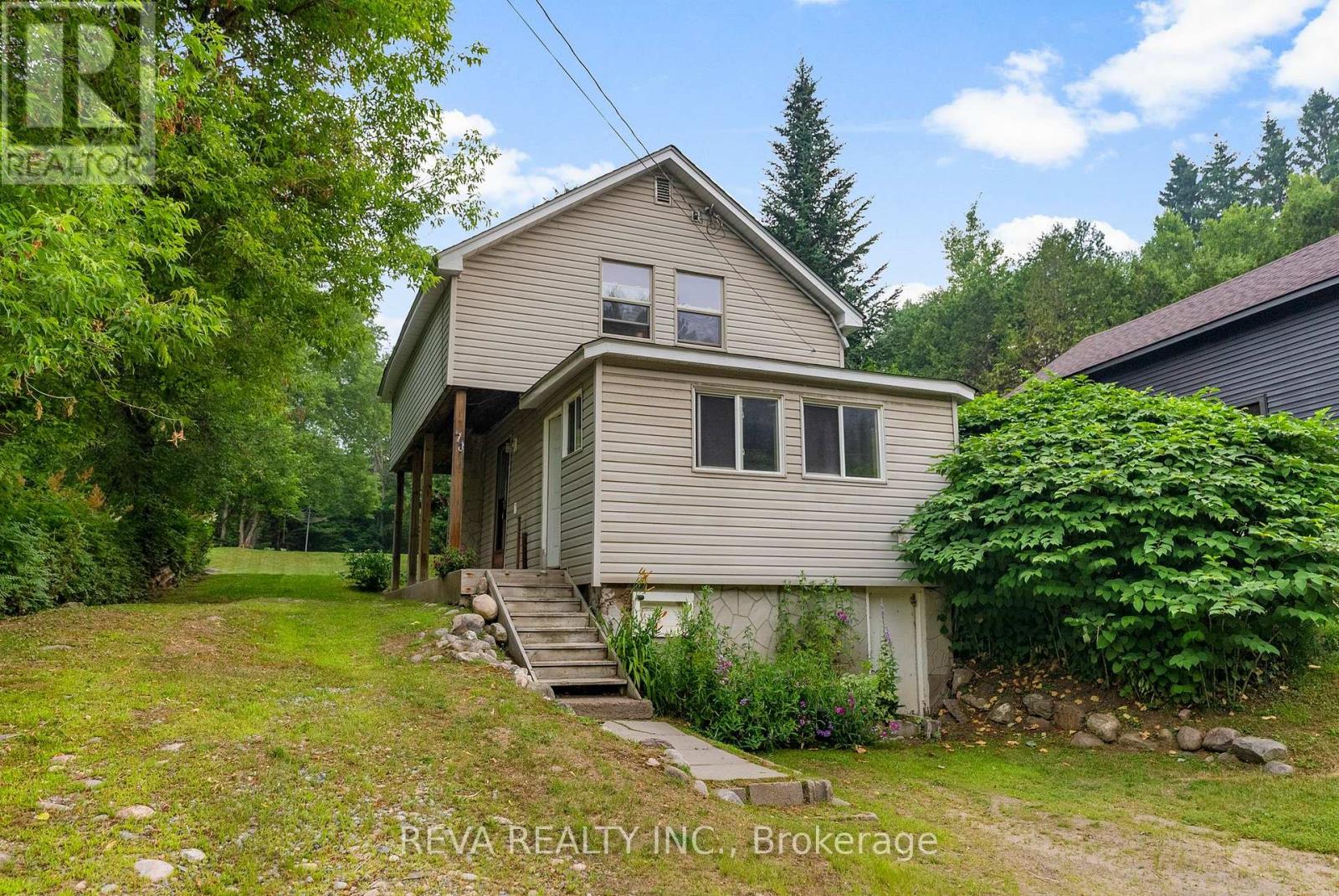 Property at 78 BRIDGE STREET E image 3