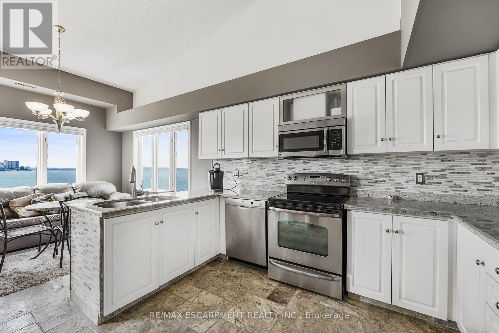 491-493 Dewitt Road, Hamilton, Ontario  L8E 5W8 - Photo 29 - X12264576