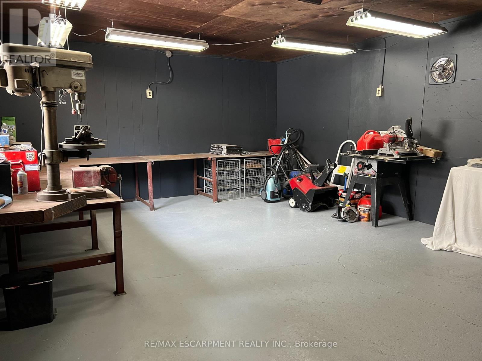 131 East 42nd Street, Hamilton, Ontario  L8T 3A2 - Photo 35 - X12264593