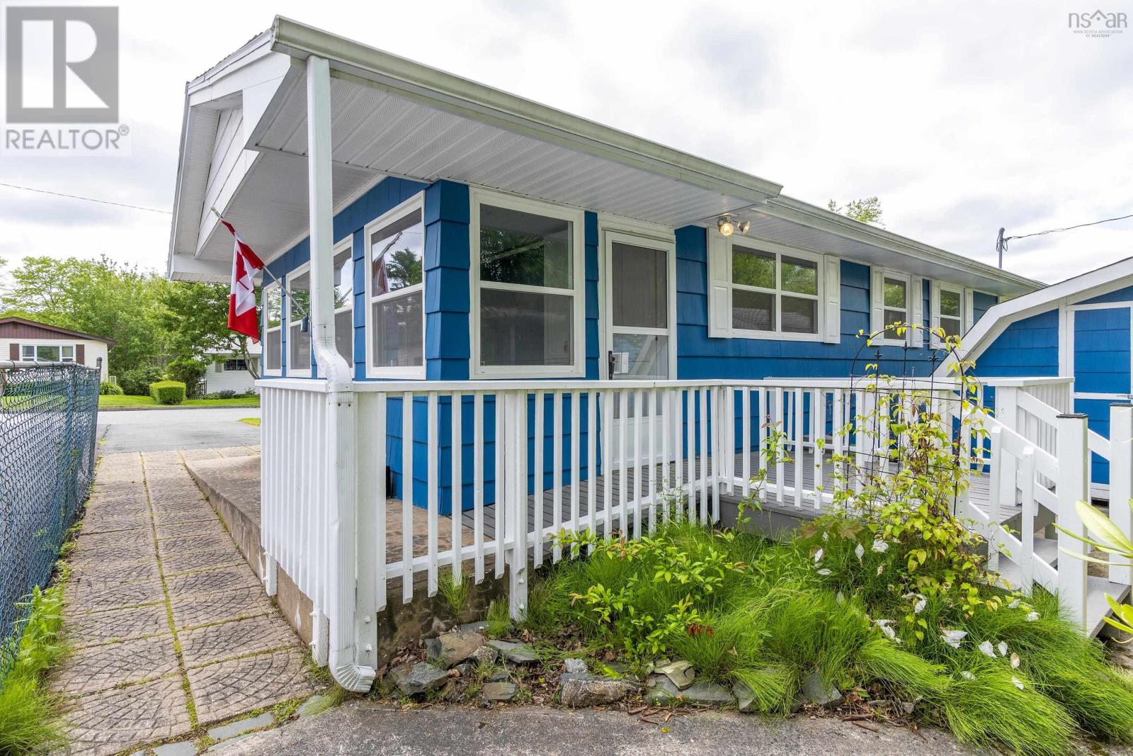 Property at 51 Wilmot Street image 2