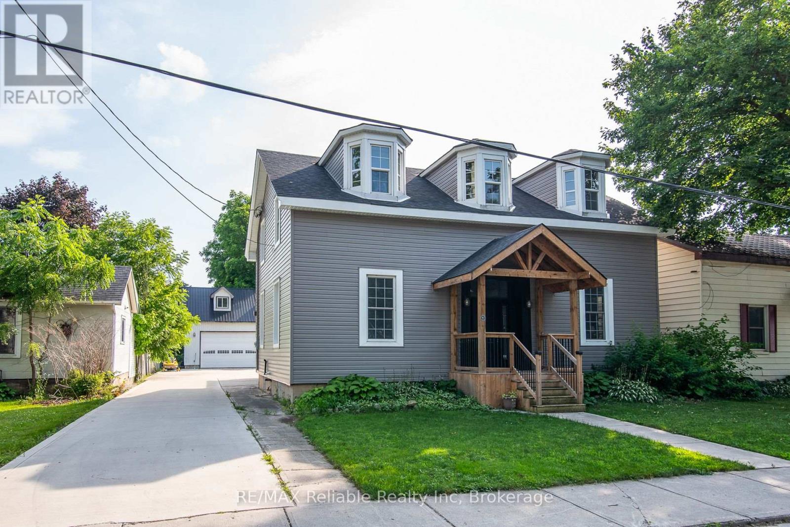 41 JOHN STREET, huron east (seaforth), Ontario