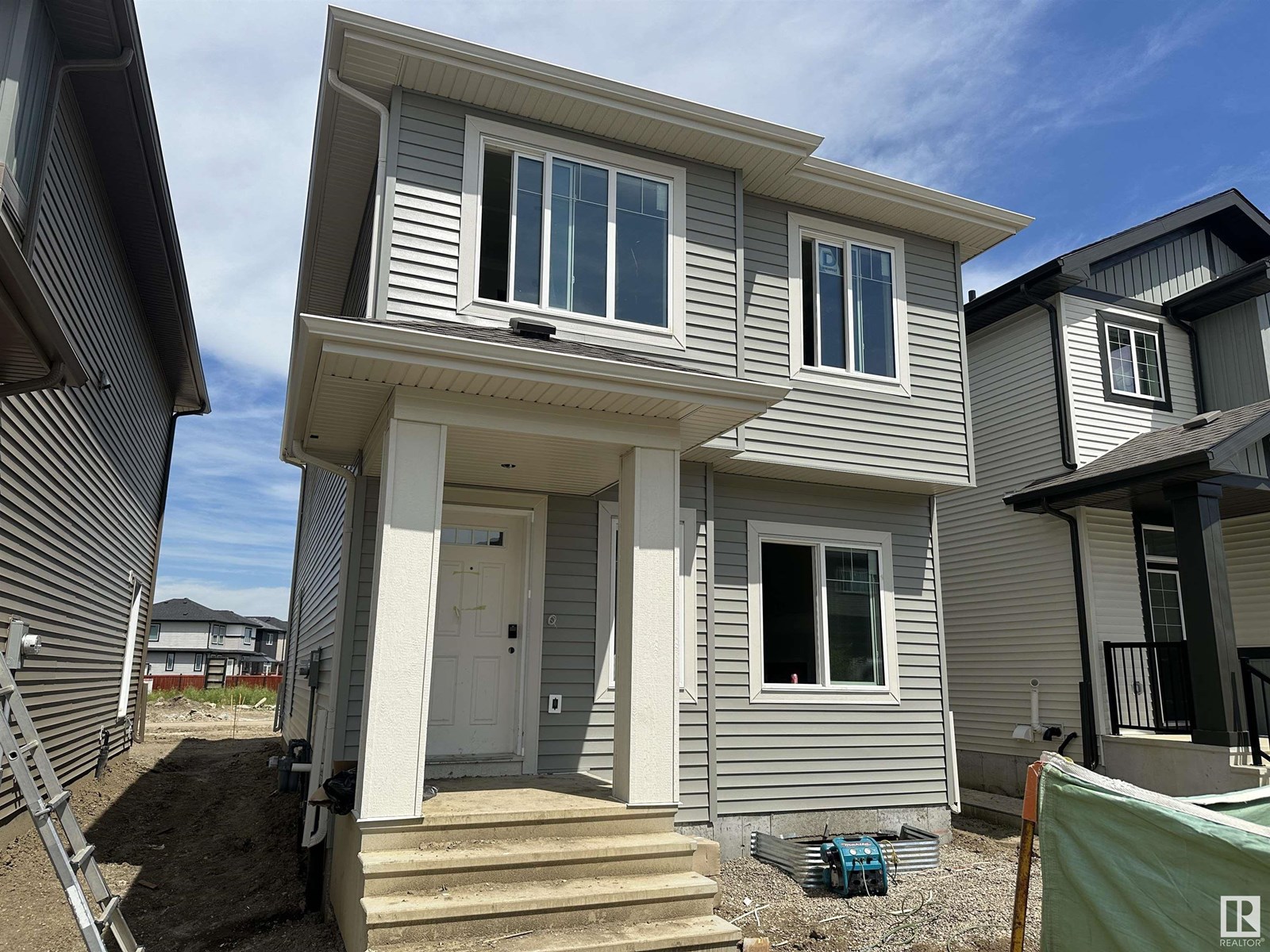 Property at 10 HUNTER PL image 1