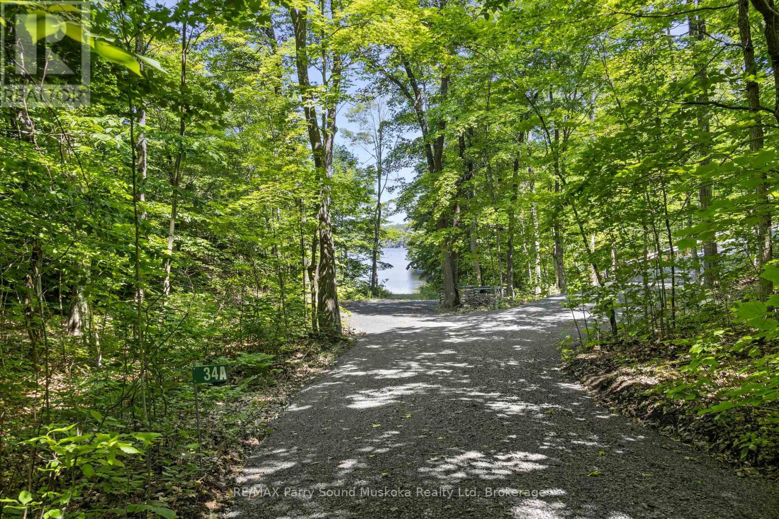 36 Fun Cottage Lane, Mcdougall, Ontario  P2A 2W7 - Photo 10 - X12264644