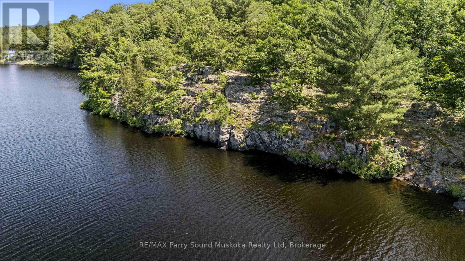 36 Fun Cottage Lane, Mcdougall, Ontario  P2A 2W7 - Photo 7 - X12264644