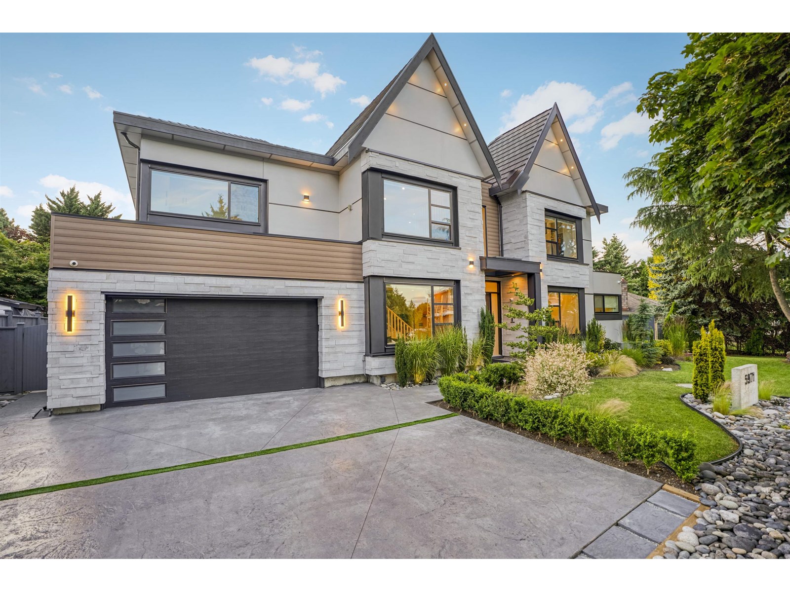 Property at 5971 133 STREET image 1