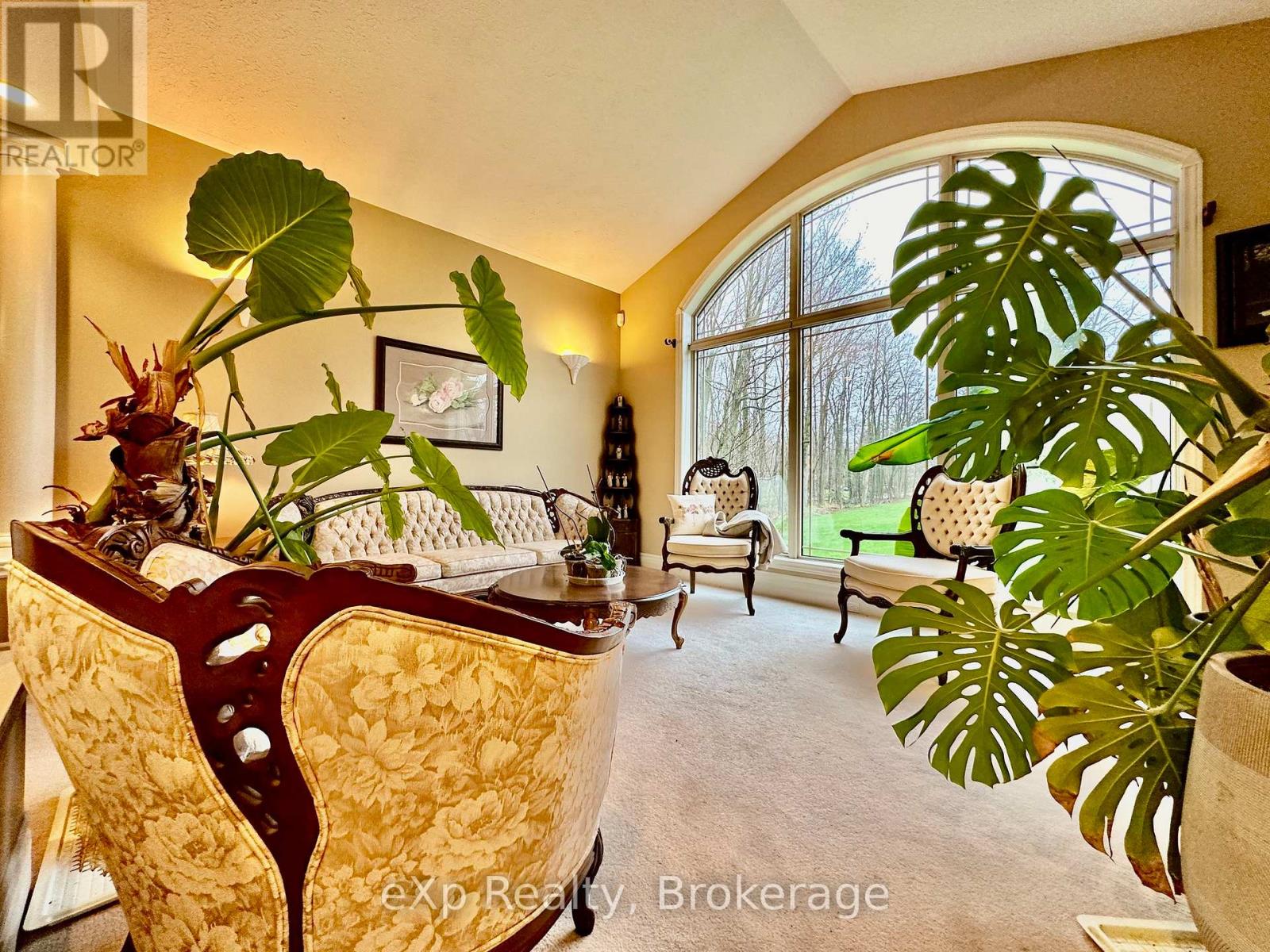 59 Maple Creek Drive, Brockton, Ontario  N0G 2V0 - Photo 12 - X12264676