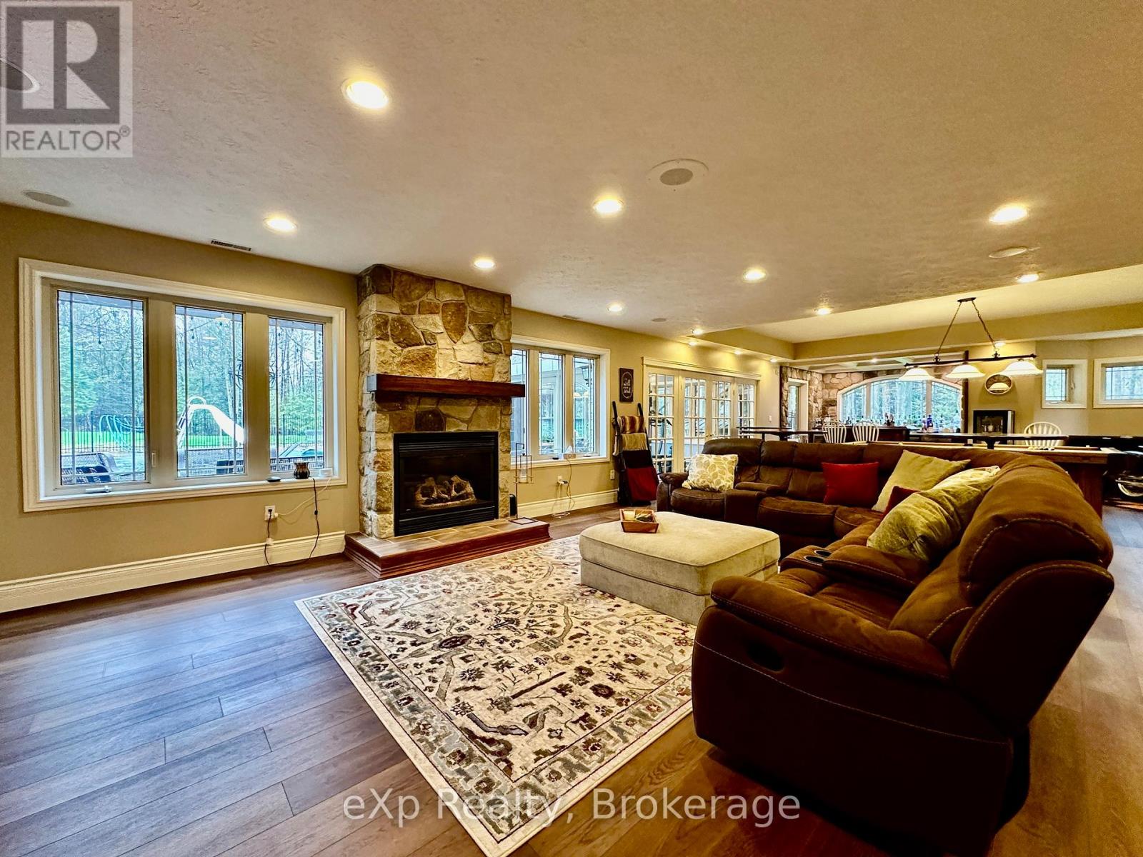 59 Maple Creek Drive, Brockton, Ontario  N0G 2V0 - Photo 29 - X12264676