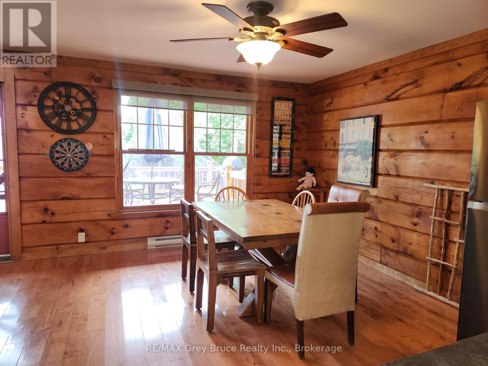 9 Hope Drive, Northern Bruce Peninsula, Ontario  N0H 1Z0 - Photo 11 - X12264679