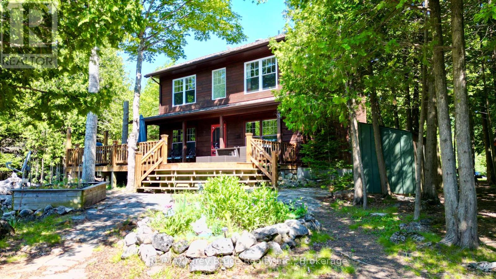 9 Hope Drive, Northern Bruce Peninsula, Ontario  N0H 1Z0 - Photo 30 - X12264679