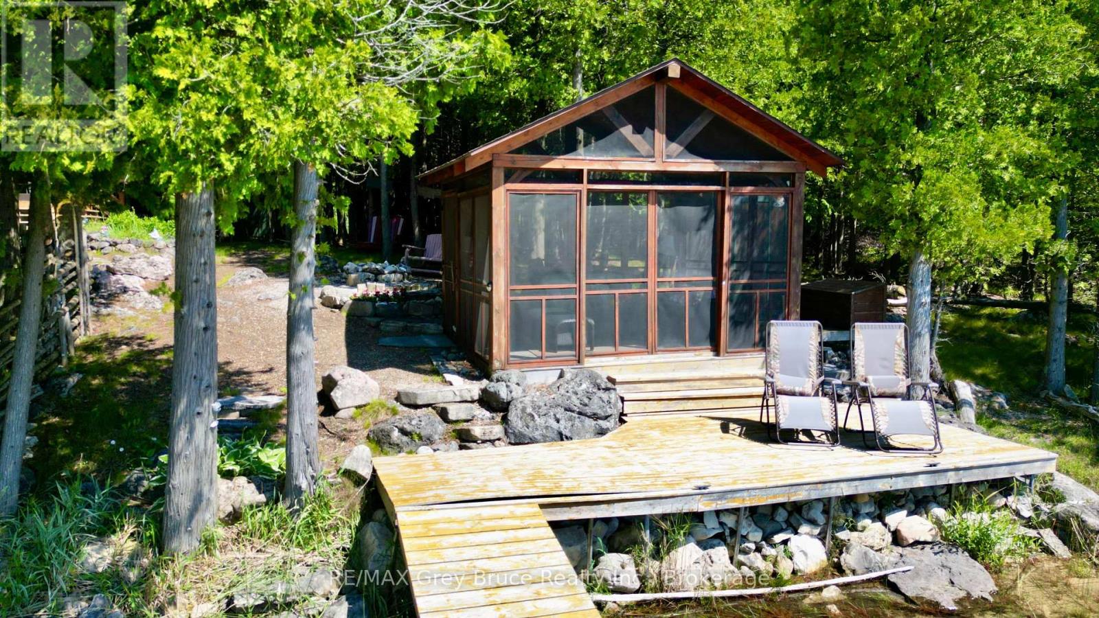 9 Hope Drive, Northern Bruce Peninsula, Ontario  N0H 1Z0 - Photo 44 - X12264679