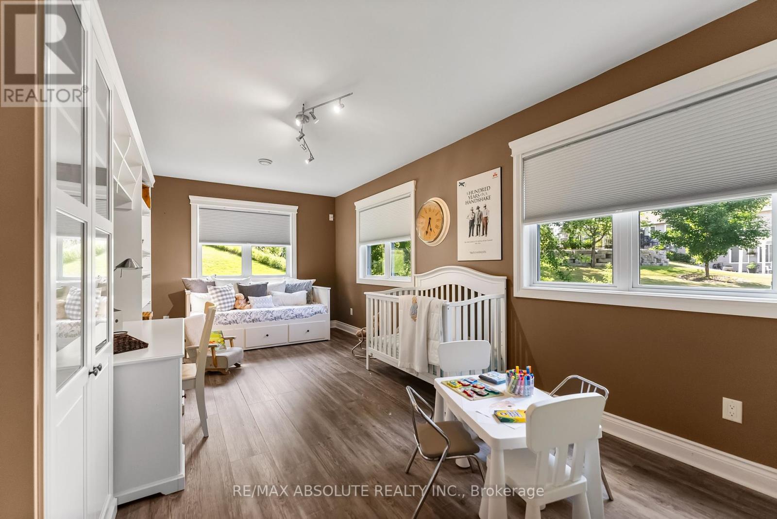 37 Fairhaven Place, Mcnab/braeside, Ontario  K7S 0B7 - Photo 27 - X12264669
