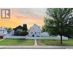 227 M Avenue N Westmount, Saskatoon, Ca