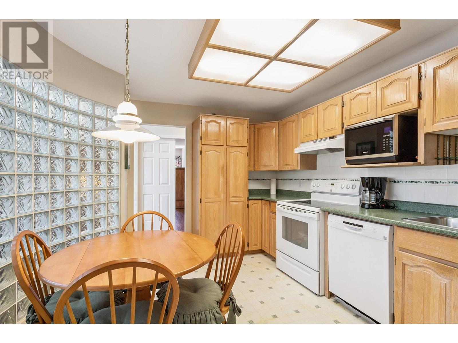 402 1154 Westwood Street, Coquitlam, British Columbia  V3B 7J1 - Photo 8 - R3022331