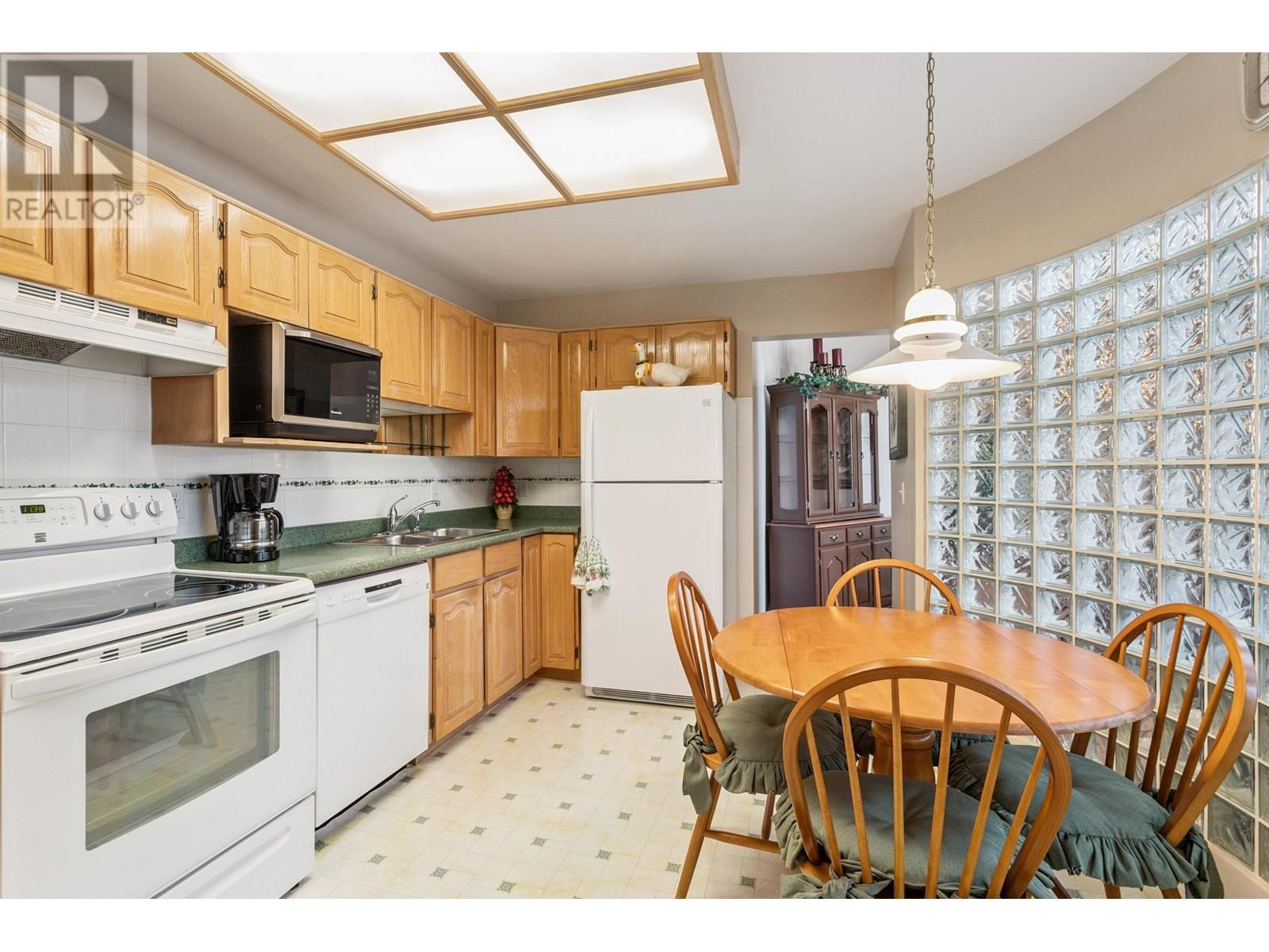 402 1154 Westwood Street, Coquitlam, British Columbia  V3B 7J1 - Photo 9 - R3022331