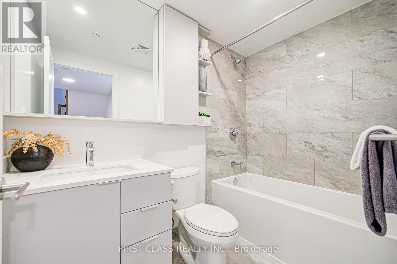 123w - 8 Cedarland Drive, Markham (Unionville), Ontario  L6G 0H4 - Photo 25 - N12263759