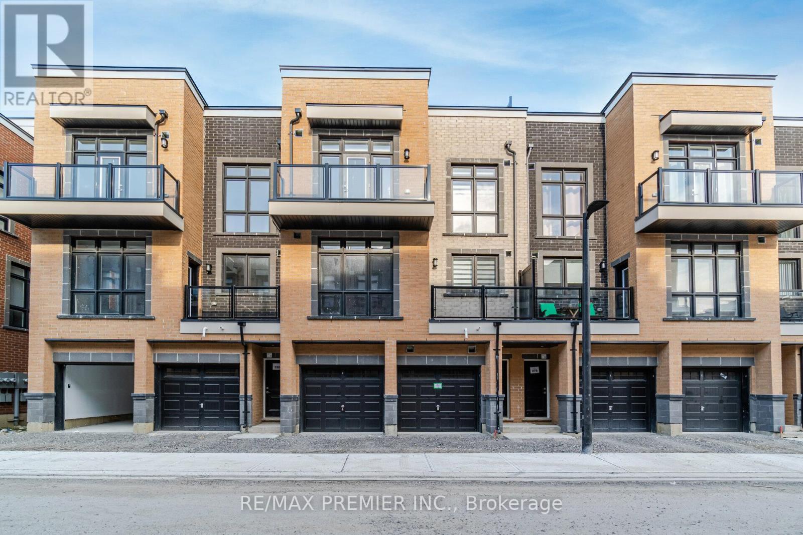 Property at 2 - 12860 YONGE STREET image 1