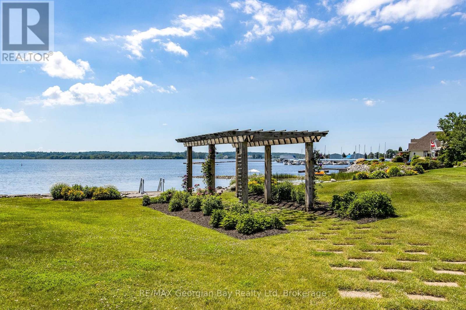 144 Wycliffe Cove, Tay, Ontario  L0K 2A0 - Photo 13 - S12264775