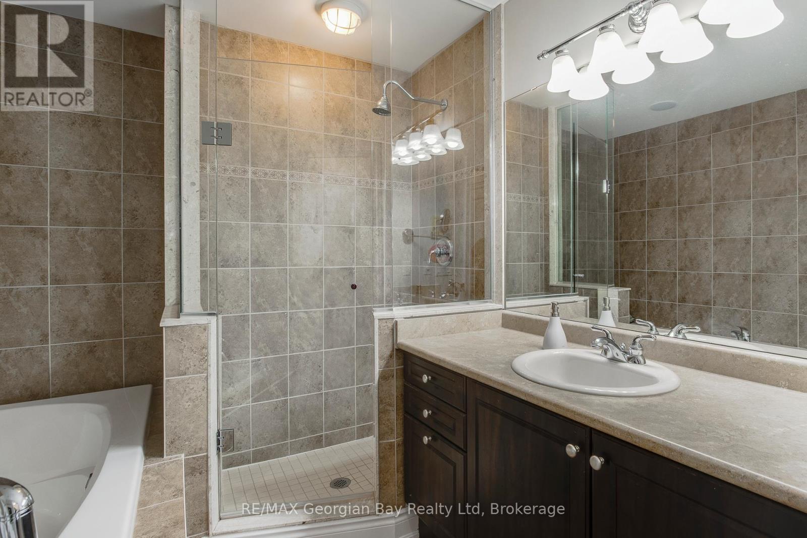 144 Wycliffe Cove, Tay, Ontario  L0K 2A0 - Photo 30 - S12264775