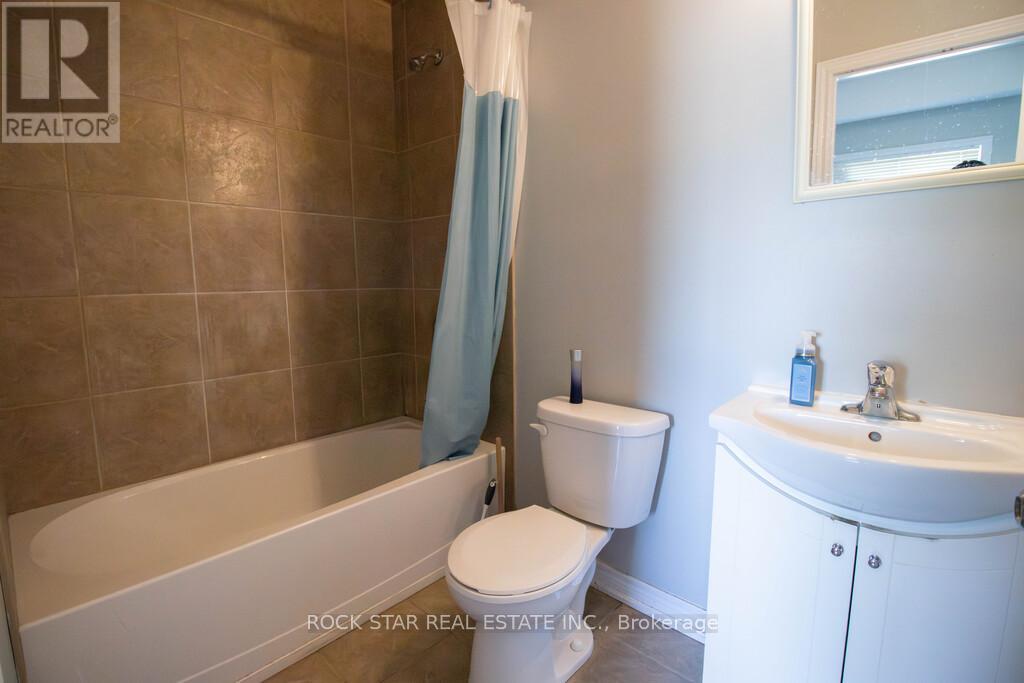 7 Chestnut Street E, St. Catharines (Oakdale), Ontario  L2T 1G6 - Photo 20 - X12264777