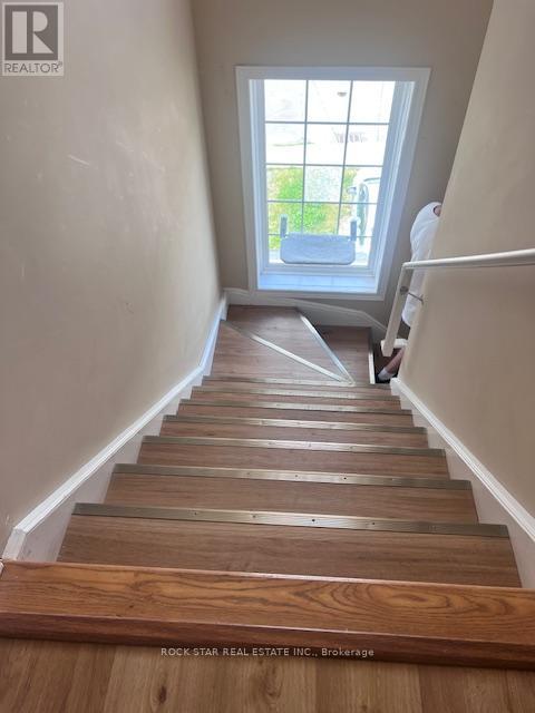 7 Chestnut Street E, St. Catharines (Oakdale), Ontario  L2T 1G6 - Photo 11 - X12264777