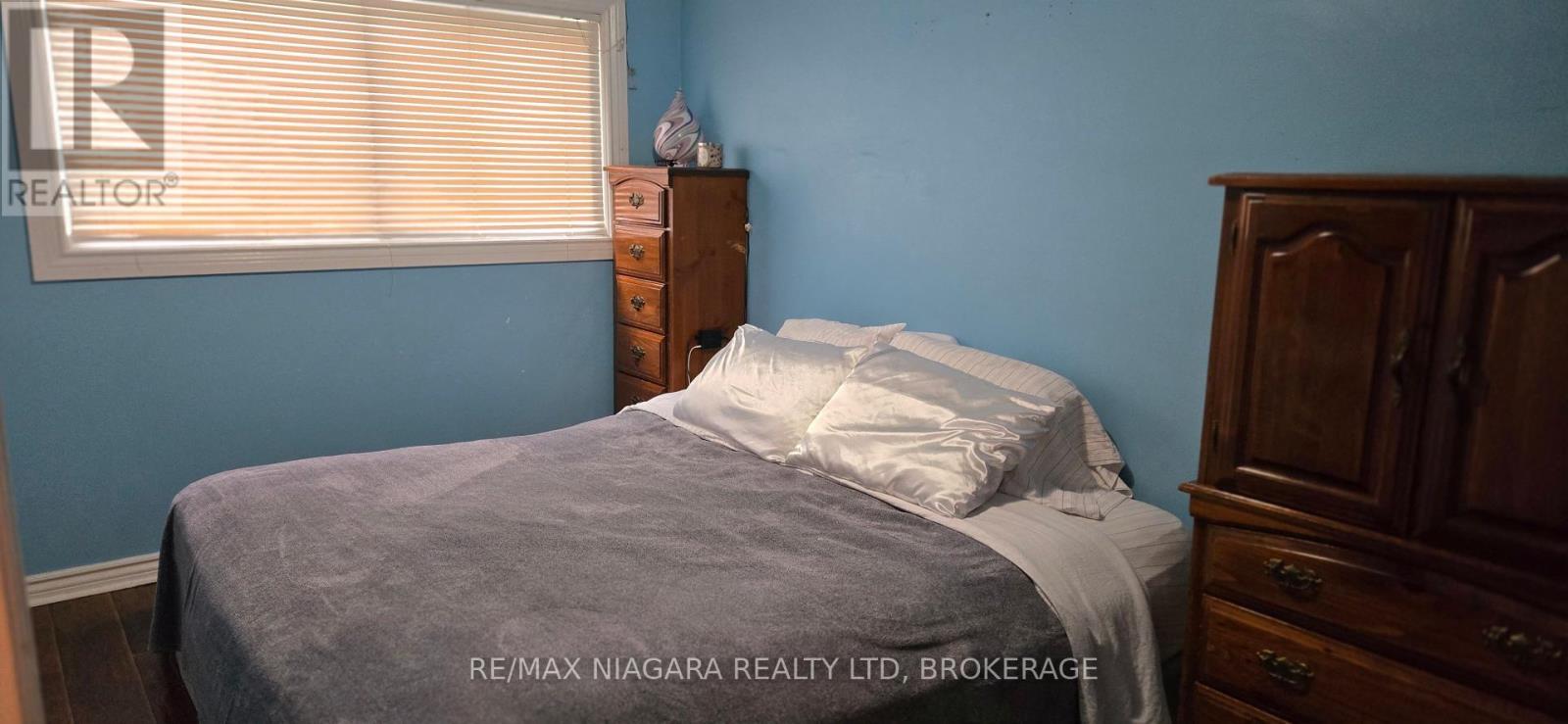 16 Churchill Street, St. Catharines, Ontario  L2S 2P2 - Photo 10 - X12264839