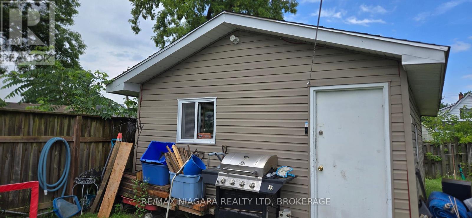 16 Churchill Street, St. Catharines, Ontario  L2S 2P2 - Photo 16 - X12264839