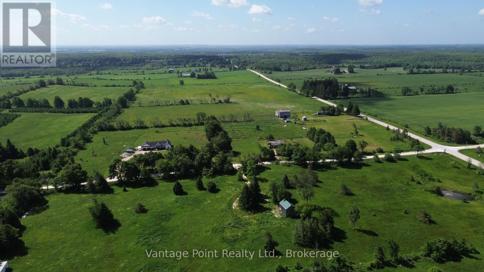 605303 Sideroad 13a, Grey Highlands, Ontario  N0H 1C0 - Photo 12 - X12264849