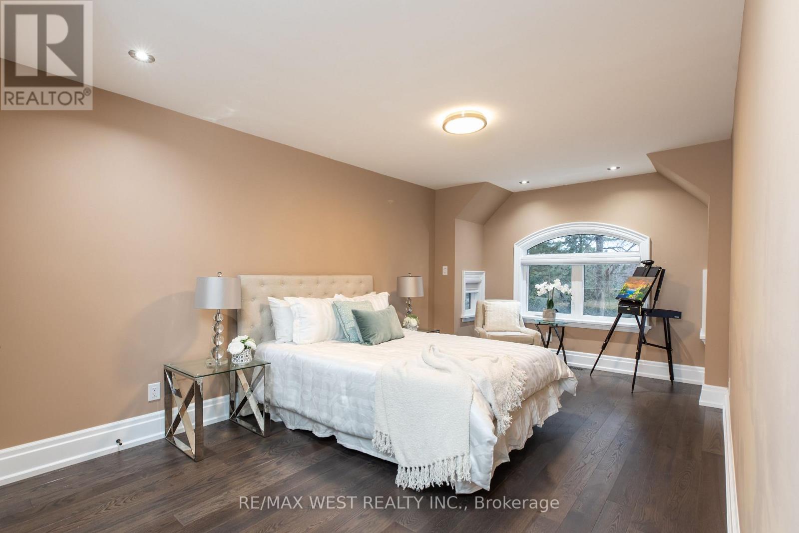 91b Park Street W, Mississauga, Ontario  L5H 1L2 - Photo 11 - W12257090