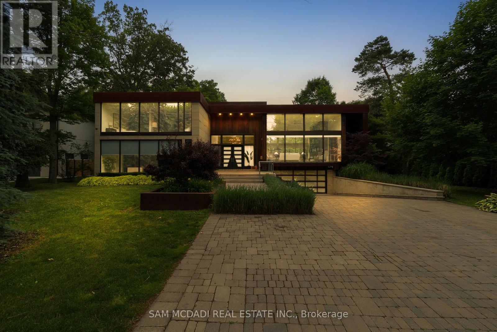 Property at 1287 BIRCHVIEW DRIVE image 1